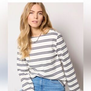 Evereve Ariel Mariner Charcoal and White Striped Long Sleeve Tee NWOT